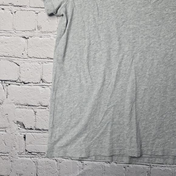 Gap Organically Grown Cotton Gray V Neck Short Sleeve 100% Cotton Tshirt Size M - Picture 4 of 10